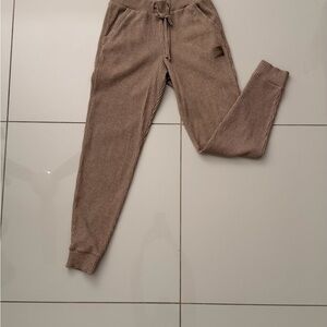 Muse Alo yoga Cozy Ribbed sweatpants in gravel heather